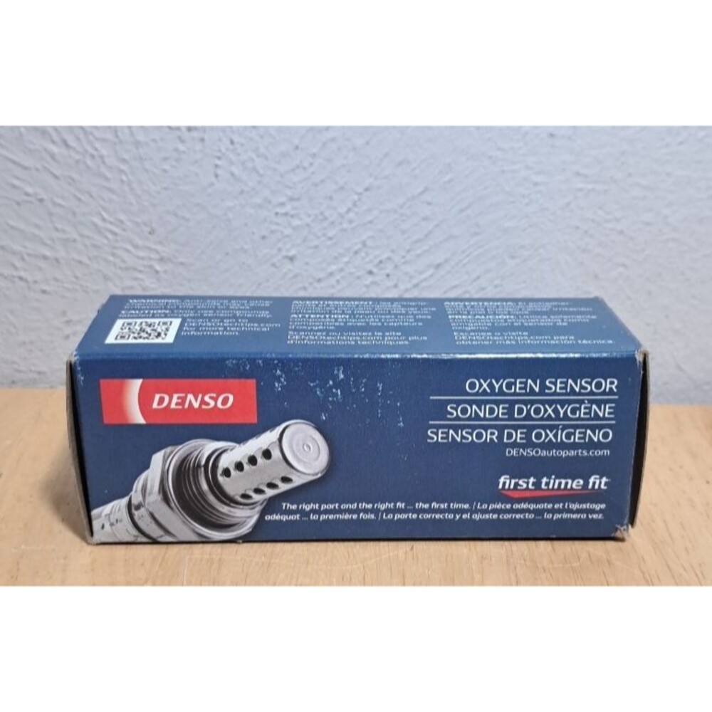 NEW Denso Oxygen Sensor 234-4012